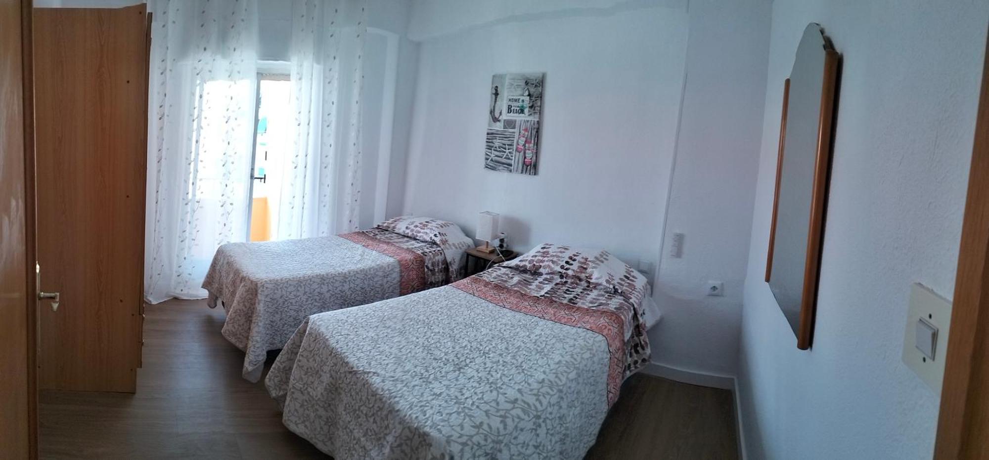 Ricardo Hostal Apartamento 3 Habitaciones Alicante Exterior photo
