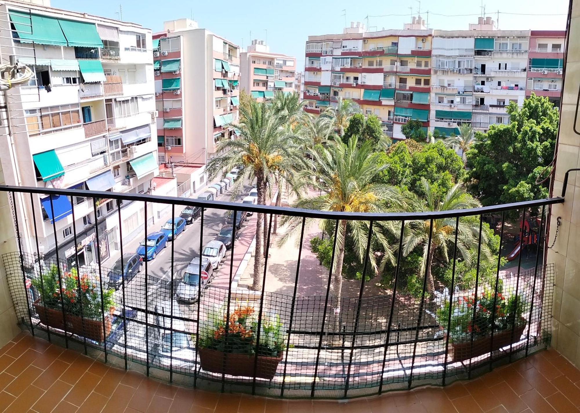 Ricardo Hostal Apartamento 3 Habitaciones Alicante Exterior photo